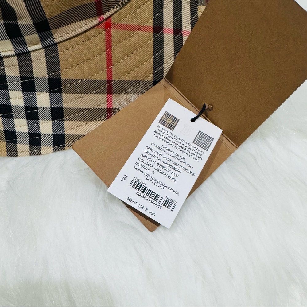 Burberry Bucket Hat - Picture 4 of 6